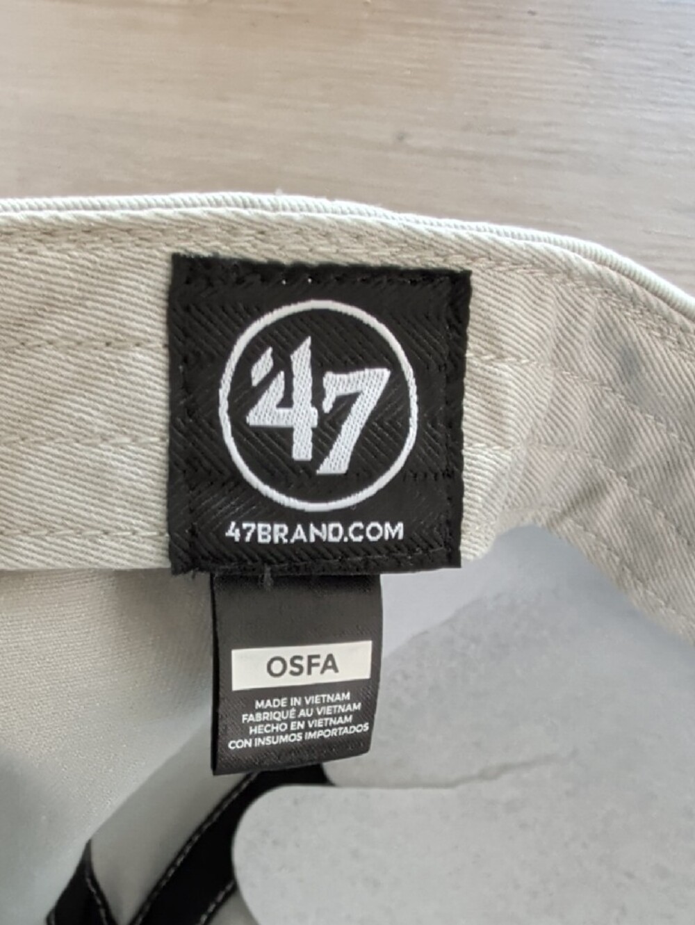 New York Yankees '47 Brand Classic Cap in Light Gray - Picture 4 of 4